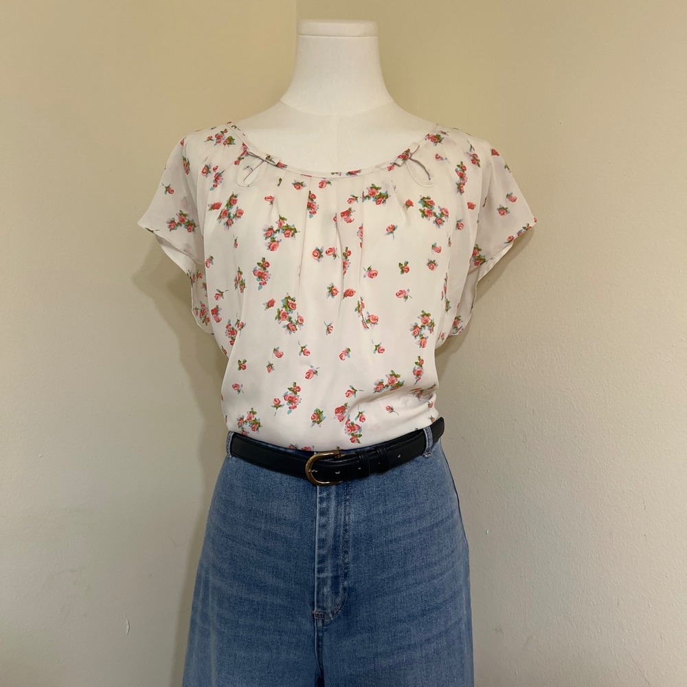 LC Lauren Conrad Floral Chiffon Blouse Cream Pink Rose Pleated Keyhole Top XL